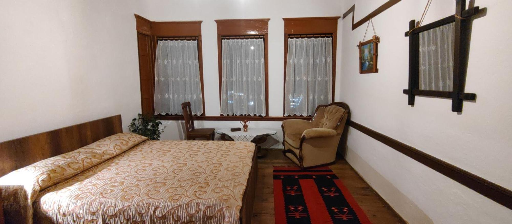 Guest House Panorama Берат Экстерьер фото