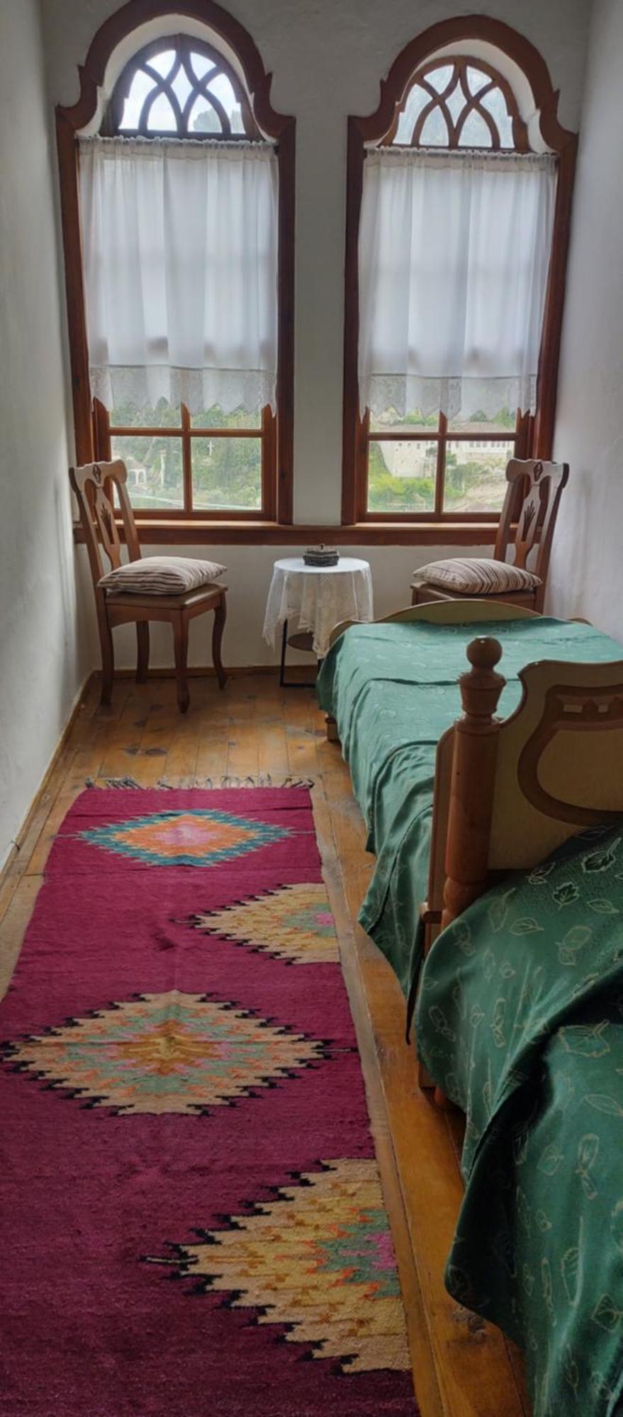 Guest House Panorama Берат Экстерьер фото