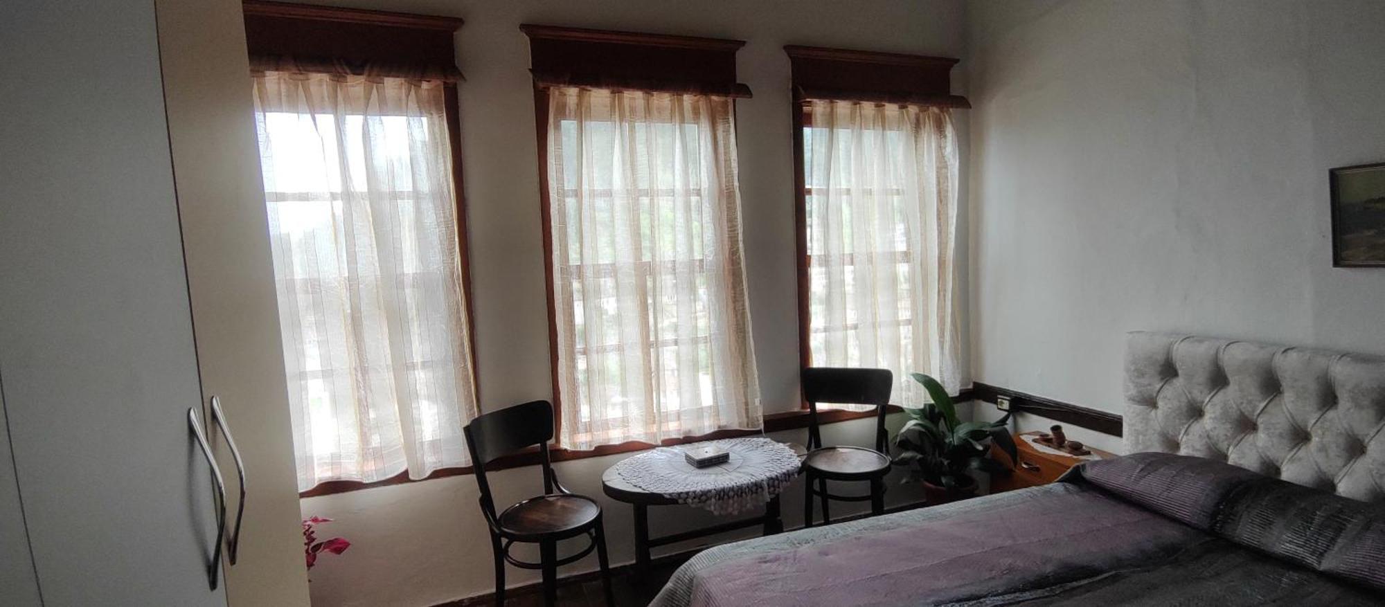 Guest House Panorama Берат Экстерьер фото