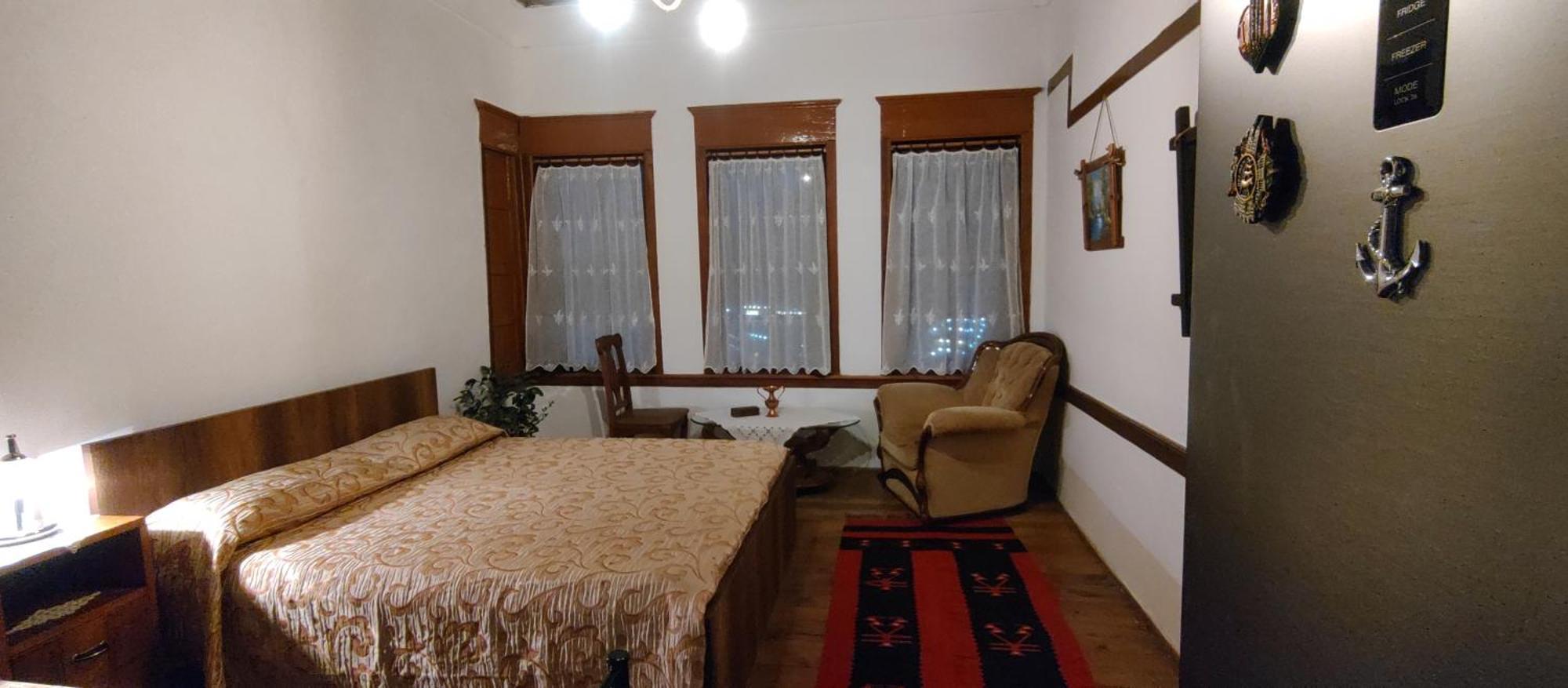 Guest House Panorama Берат Экстерьер фото